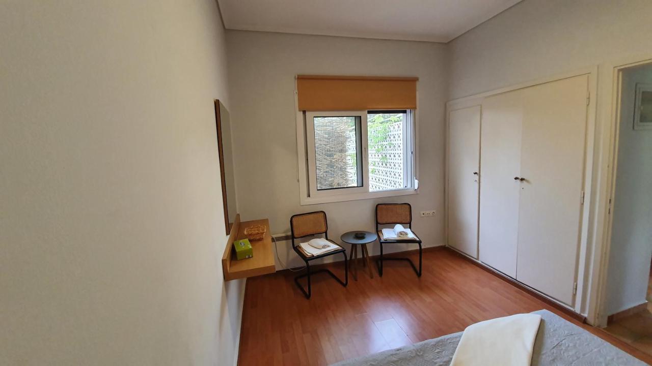 אתונה Cozy Seaside Studio In Lemos Vouliagmenis מראה חיצוני תמונה