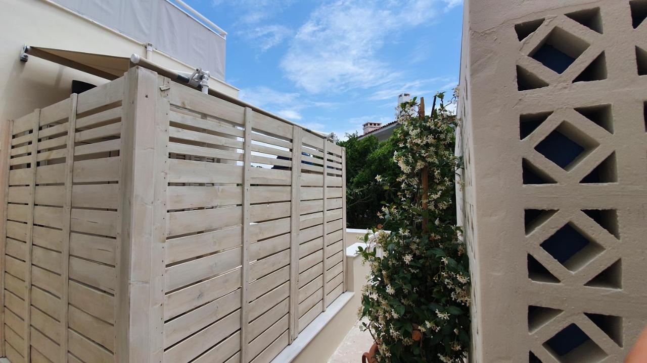 אתונה Cozy Seaside Studio In Lemos Vouliagmenis מראה חיצוני תמונה